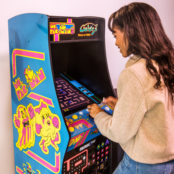 Arcade1up Ms. PAC-MAN & GALAGA Class of ‘81 Deluxe Arcade Machine 12-in-1 Game Fashion